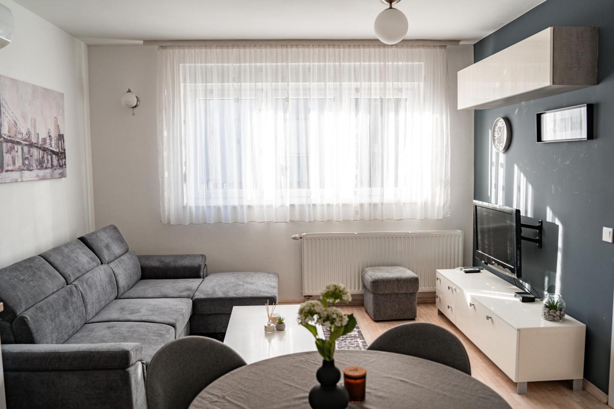 Apartman Hendrix Zagabria Esterno foto