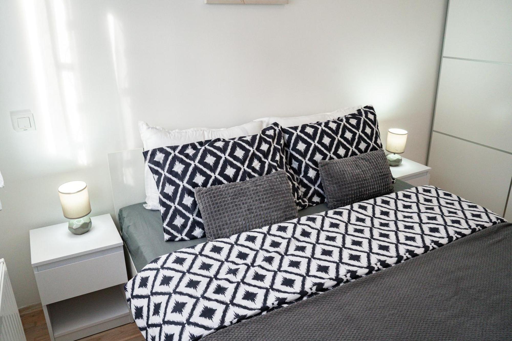 Apartman Hendrix Zagabria Esterno foto